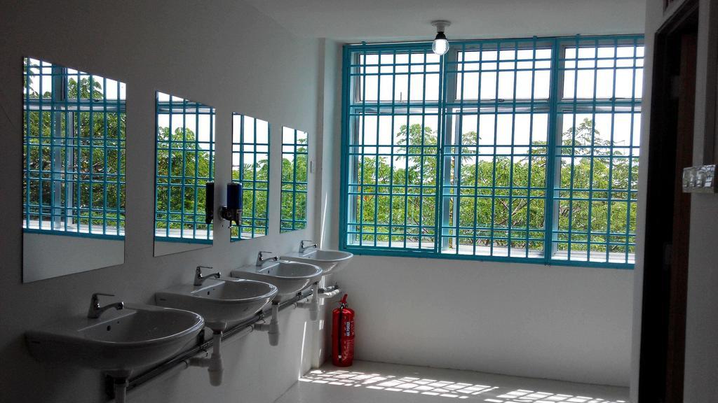 Roof Talk Theme Hostel Johor Bahru Pokoj fotografie