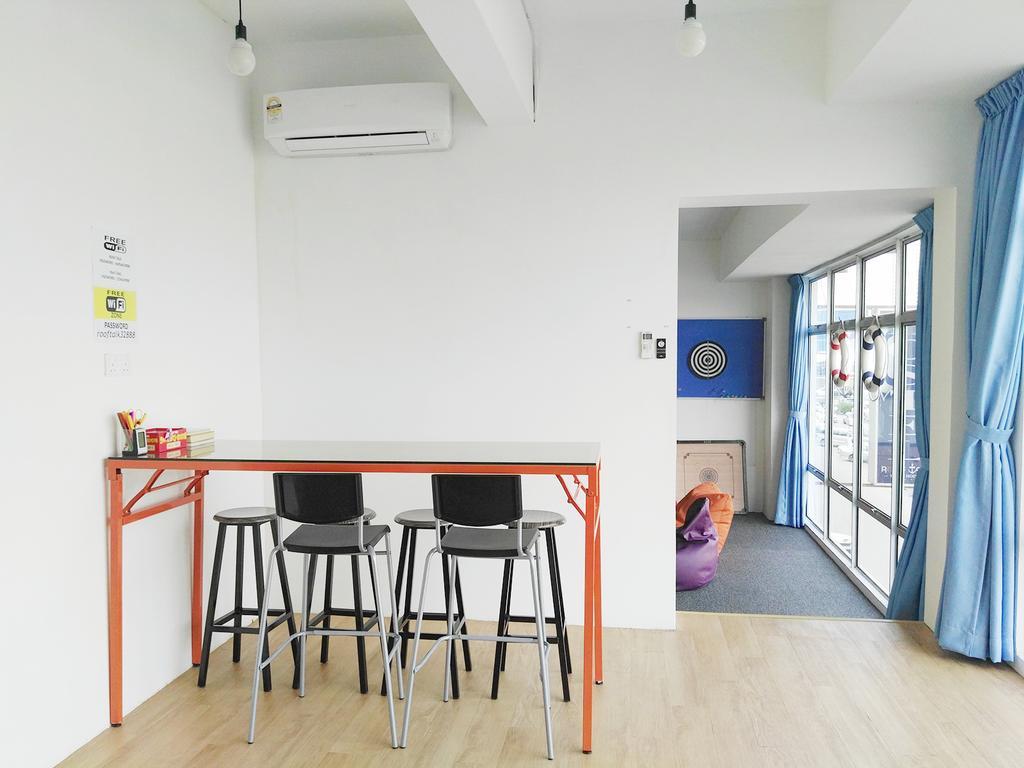 Roof Talk Theme Hostel Johor Bahru Exteriér fotografie