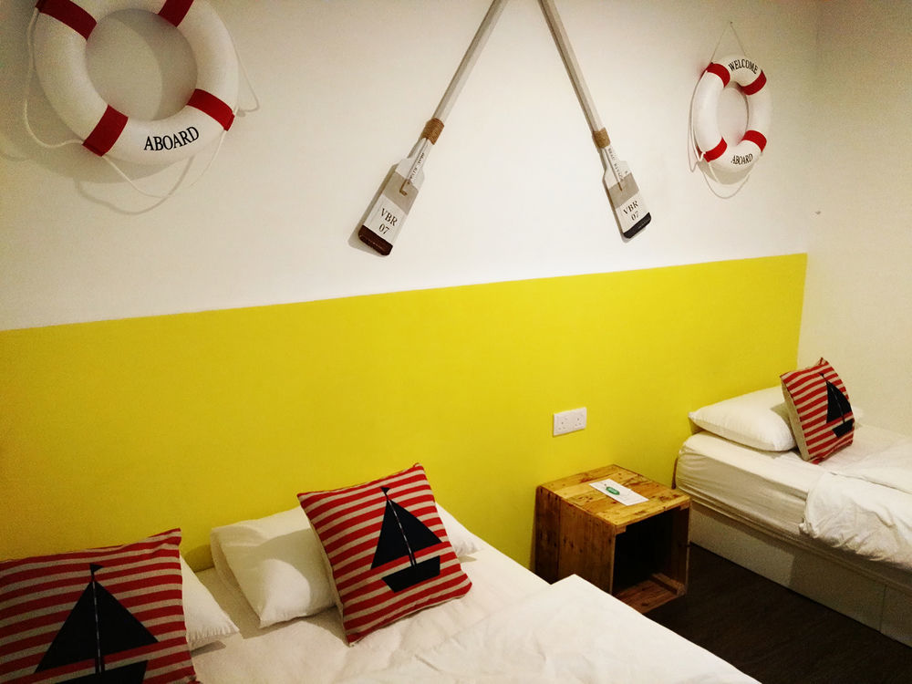 Roof Talk Theme Hostel Johor Bahru Exteriér fotografie